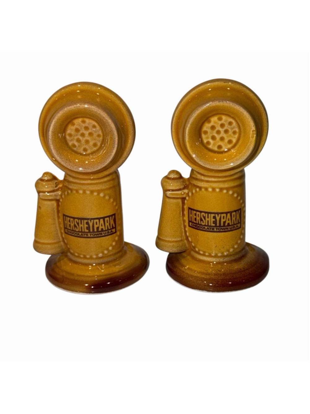 VTG Hersheypark Chocolate Town USA Salt Pepper Shakers Japan Souvenir Set c1970s